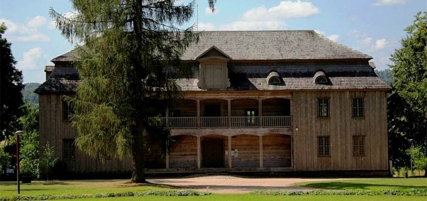 Let's explore the estates of Šiauliai district